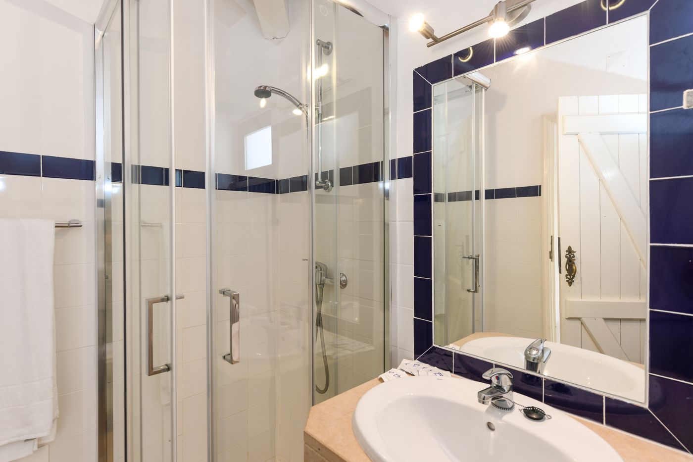 Pedras-d-el-Rei-Room-48