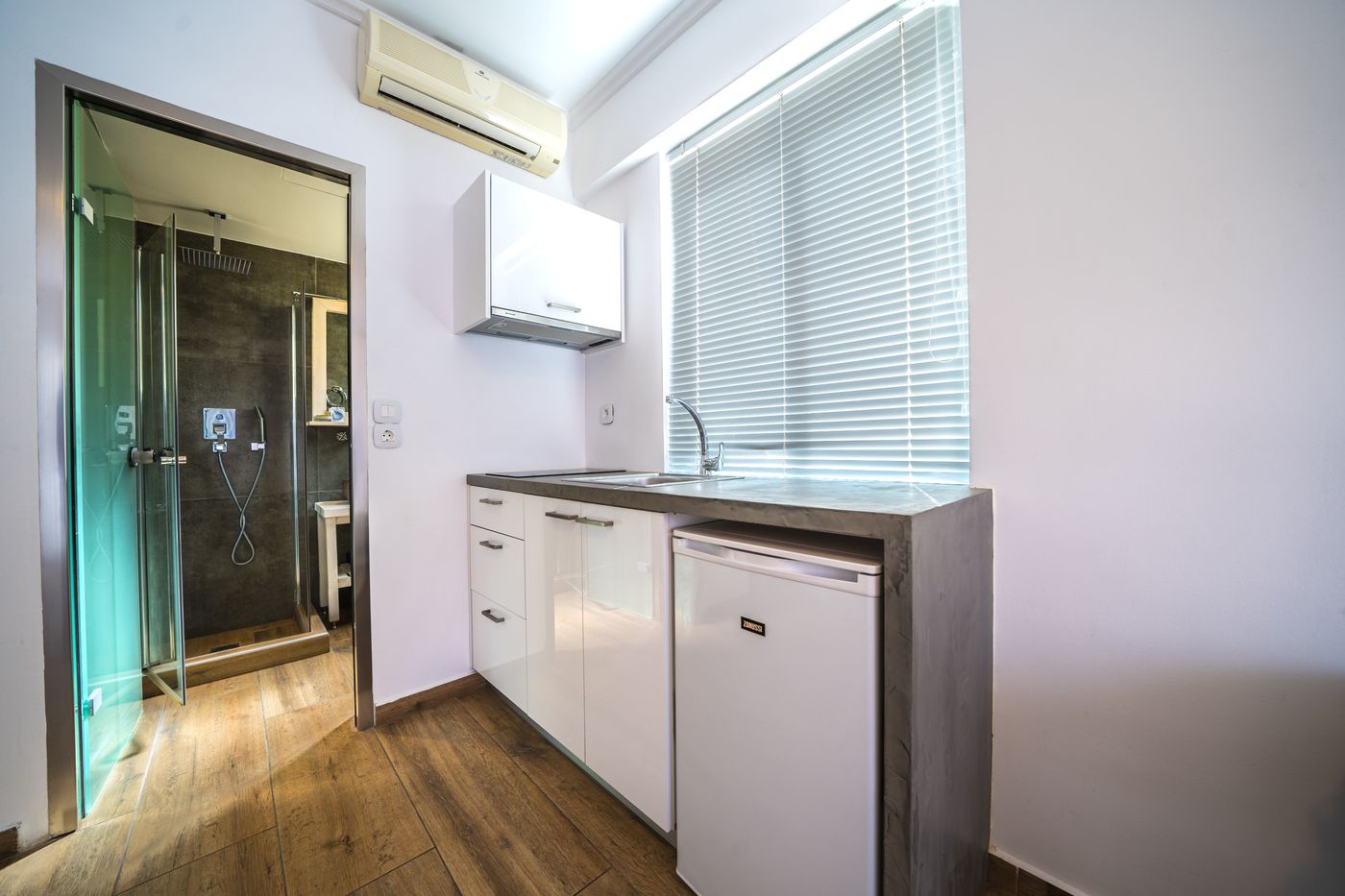 Porto-Kalamaki-Hotel-Apartments-Room-30