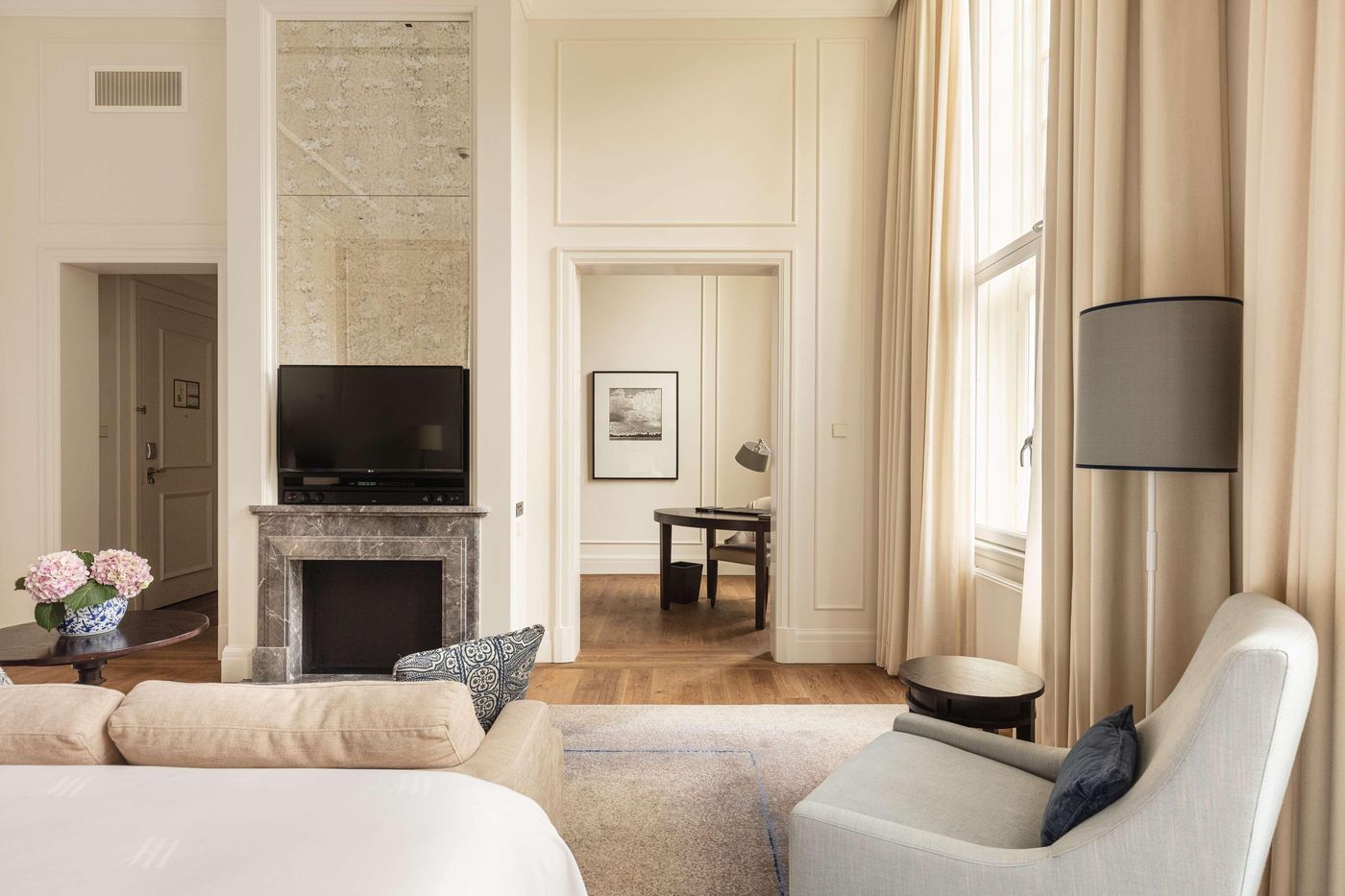 Waldorf-Astoria-Amsterdam-Room-50