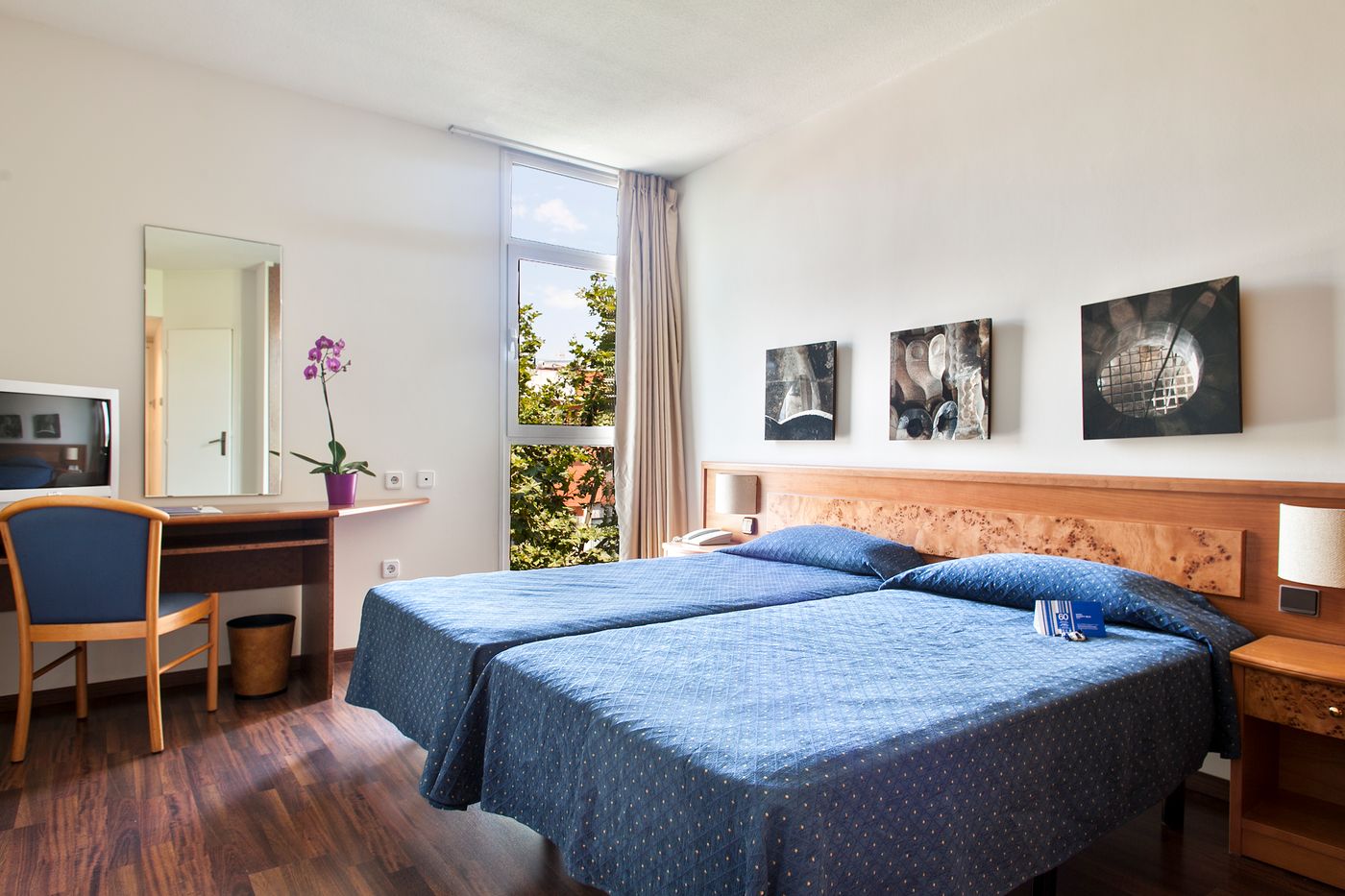 Quality-Reus-Room-10