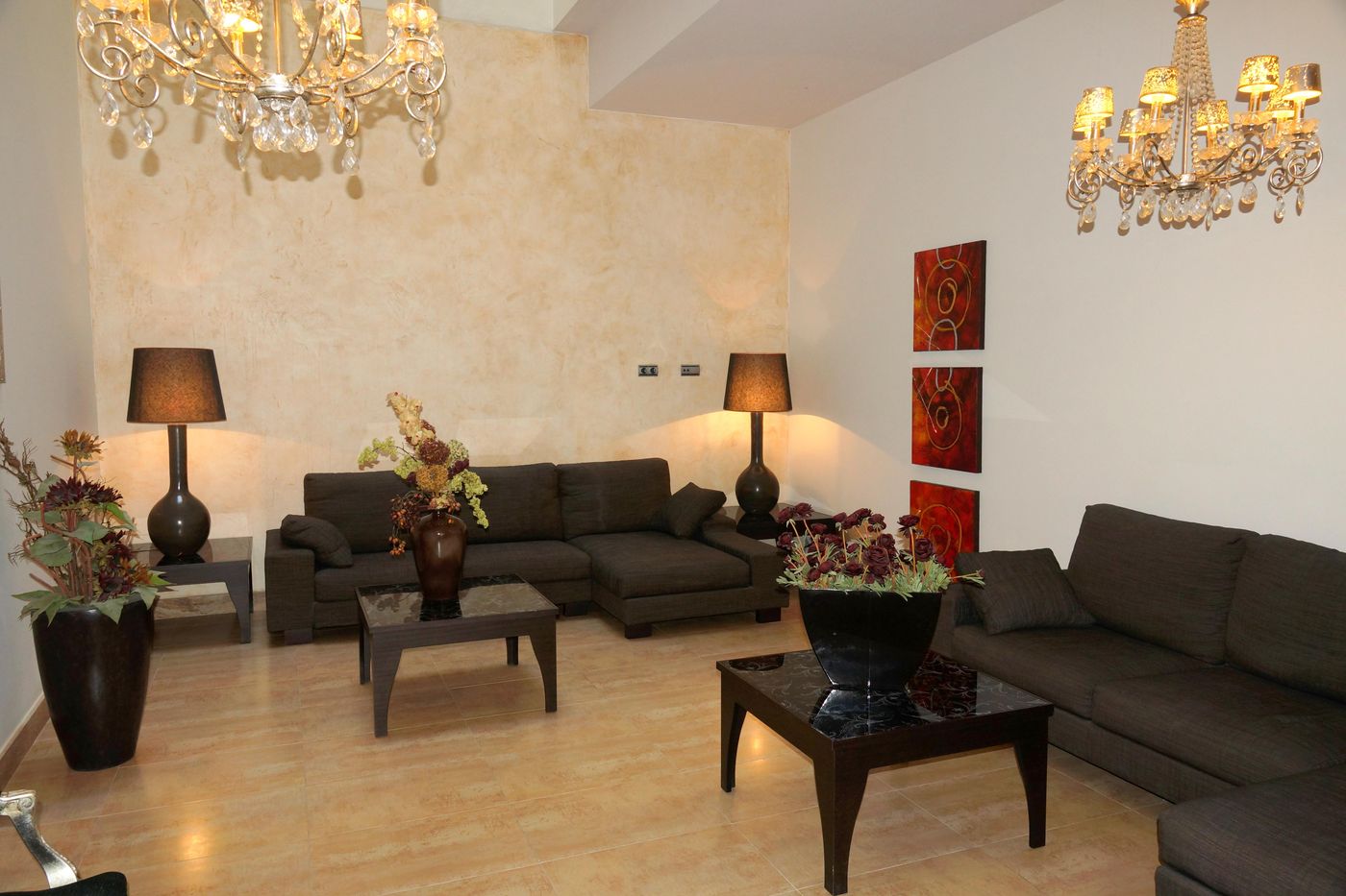 Don-Agustin-Lobby-14