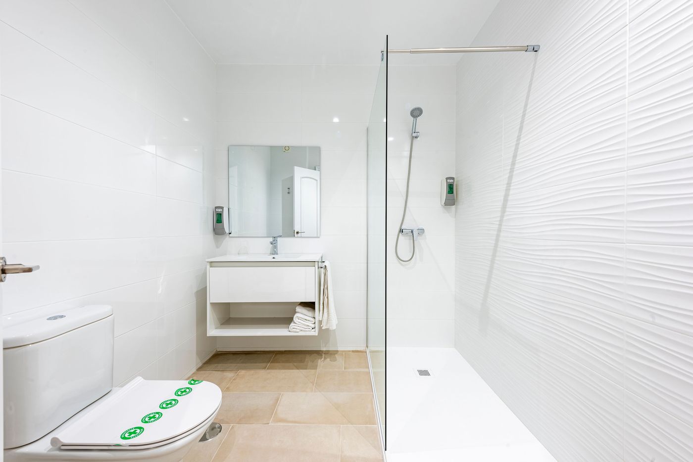 Toboso-Almu-ecar-Room-17