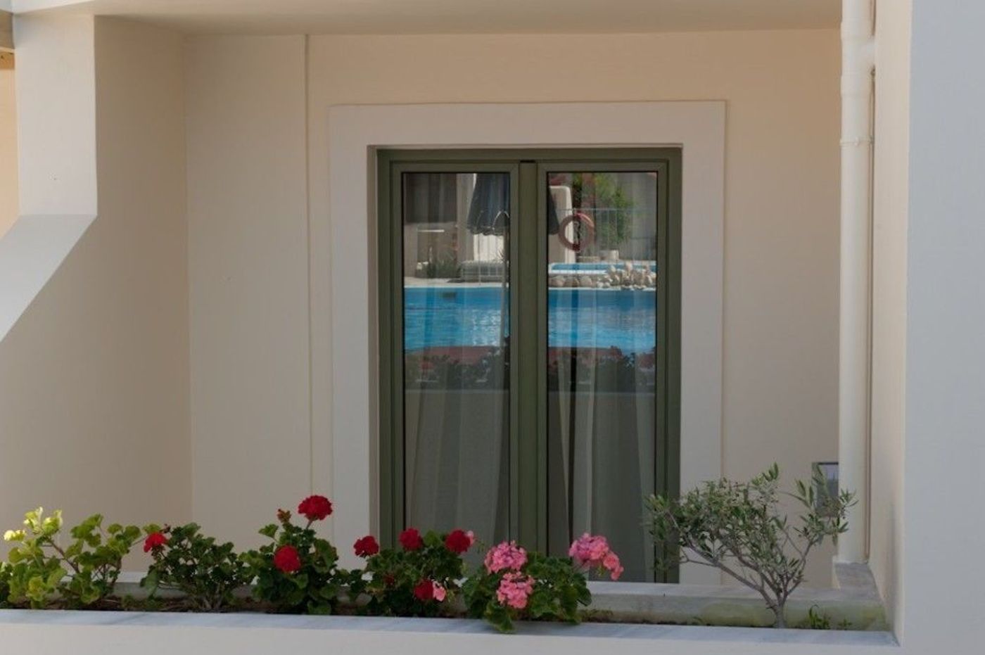 Aphrodite & Hotel Suites