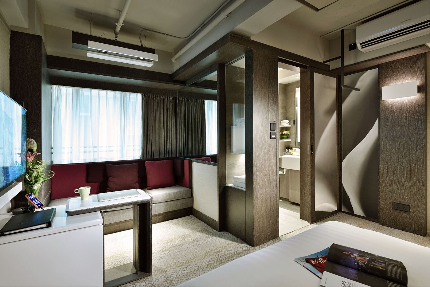 Xi-Hotel-Room-7