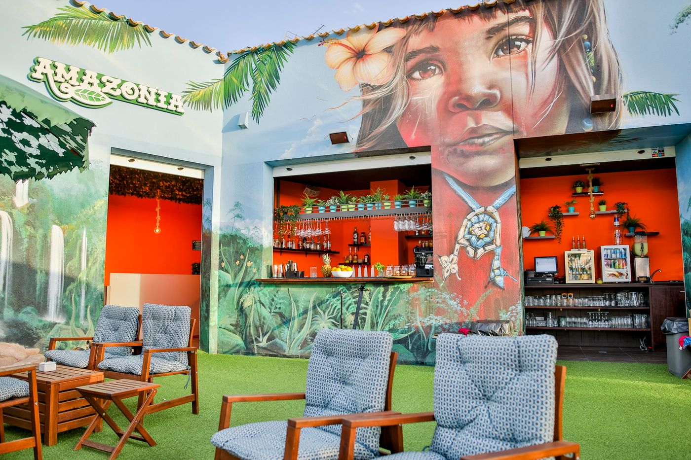 Hotel-525-Sports-and-Entertainment-55