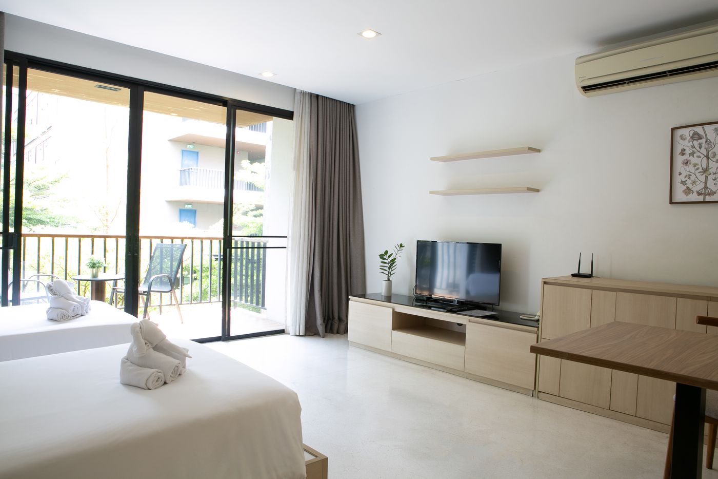 The-Silver-Palm-Wellness-Resort---Bangkok-Room-25