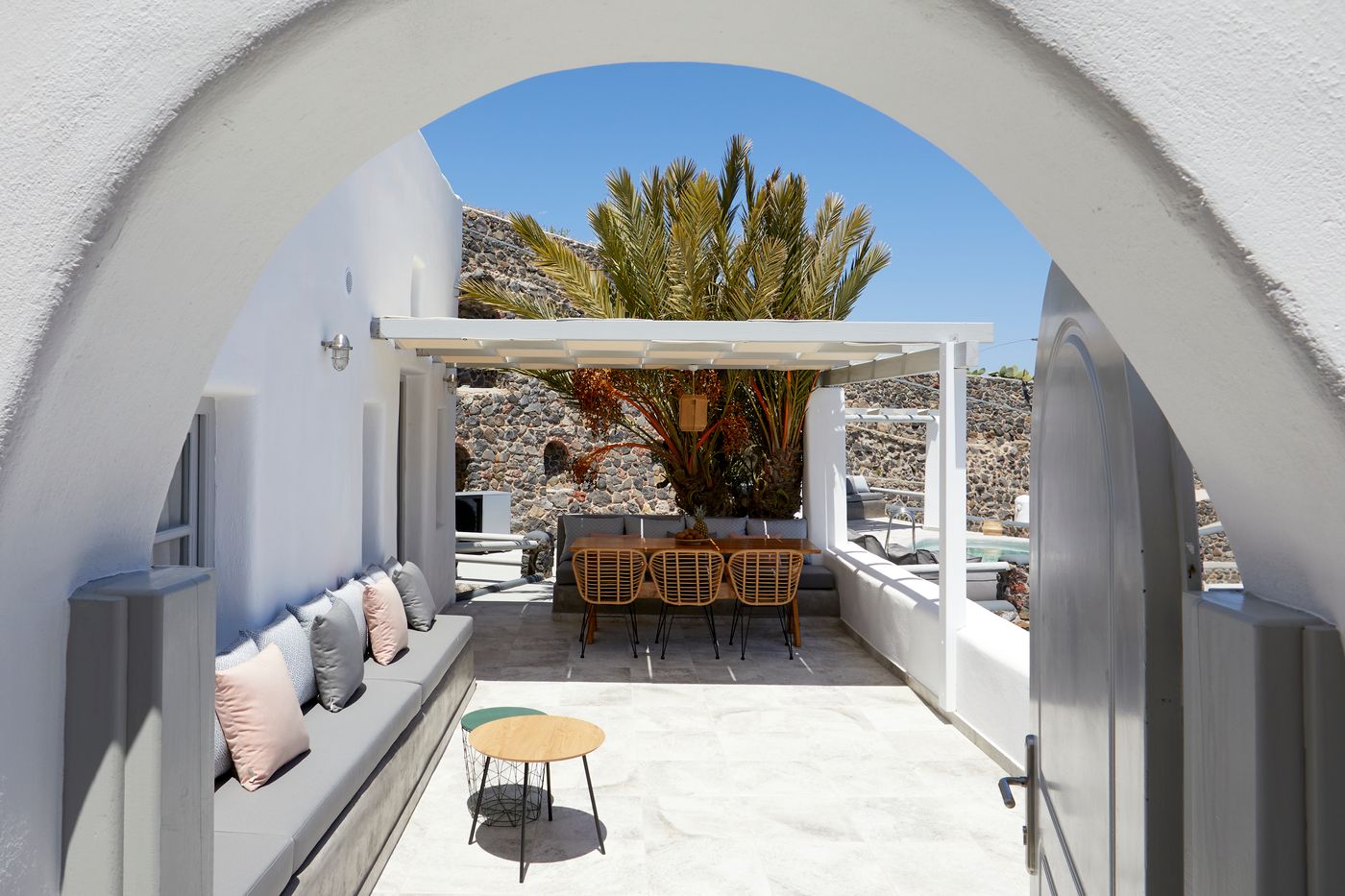 El-Verano-Collection-Santorini-Room-17