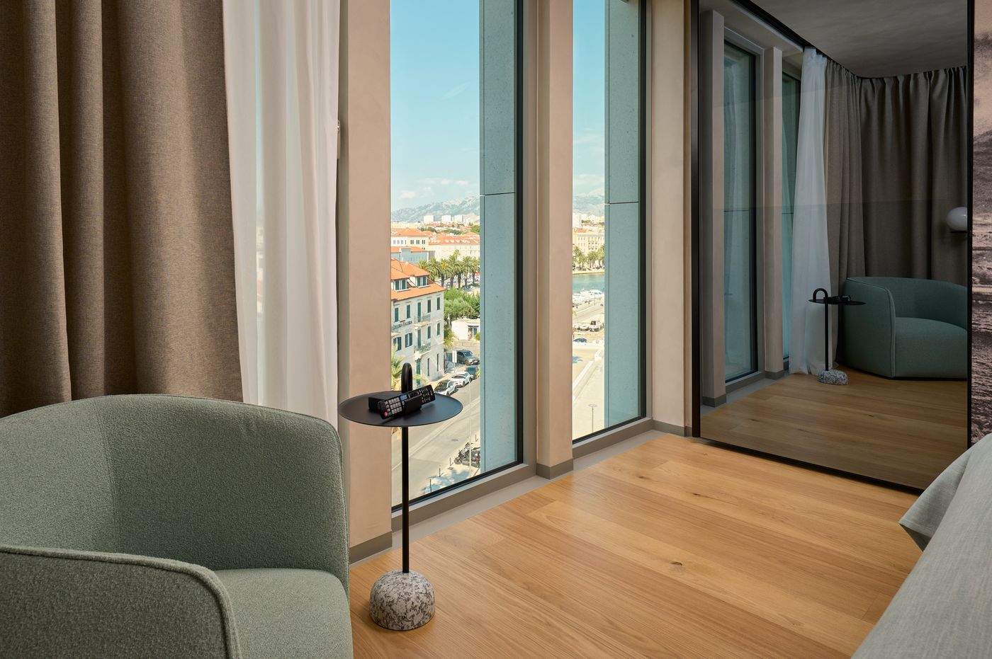 Hotel-Ambasador-Room-11