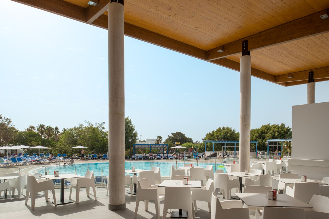 Hyde-Park-Lane-Bungalows-Terrace-12