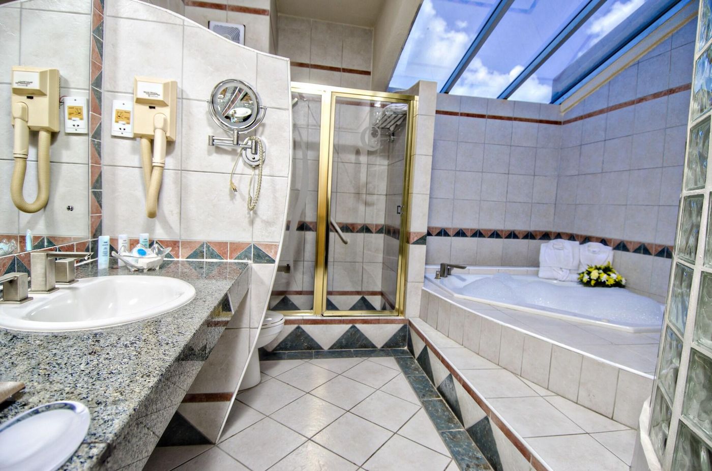 Accra-Beach-Hotel-and-Spa-Room-54