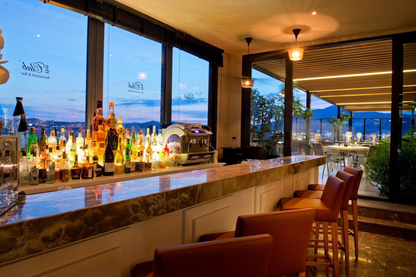 Ramada-Resort-Bodrum-Bar-45