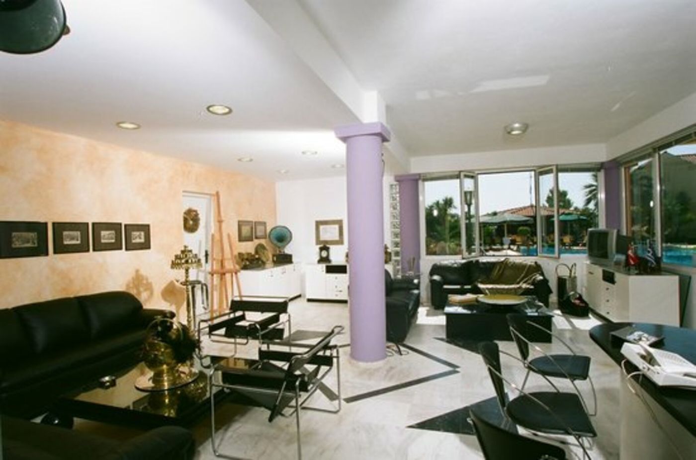 Nireas-Hotel-Lobby-44