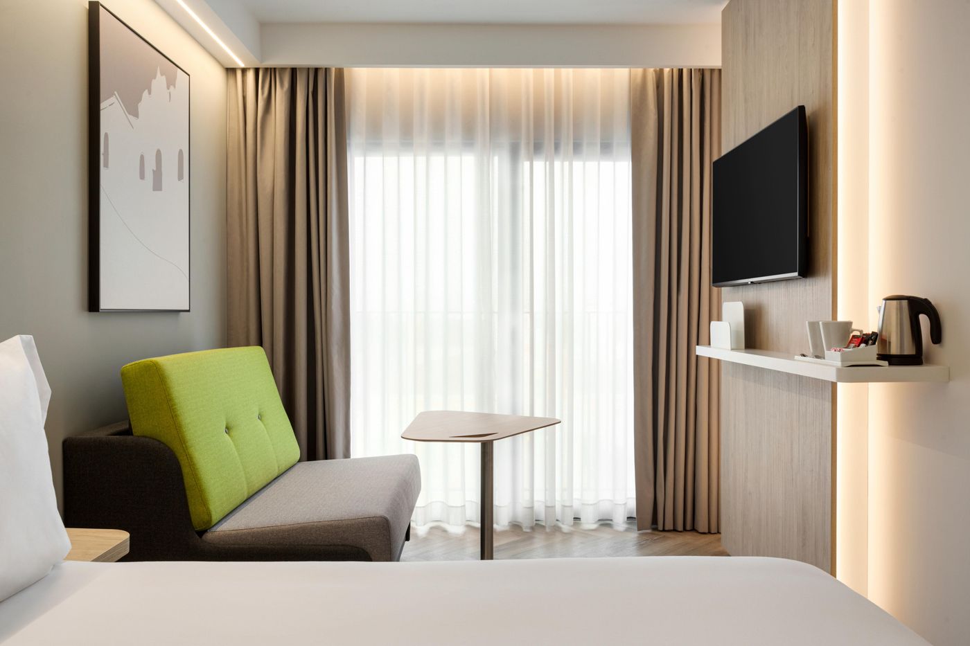 Holiday-Inn-Express-Evora-Room-15