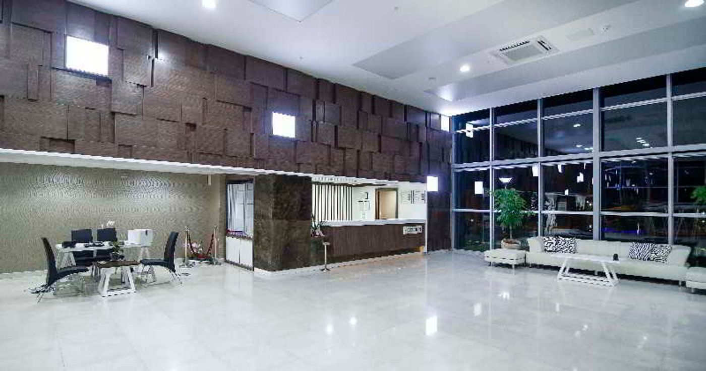 Palm-Wings-Kusadasi-Beach-Resort-Lobby-23