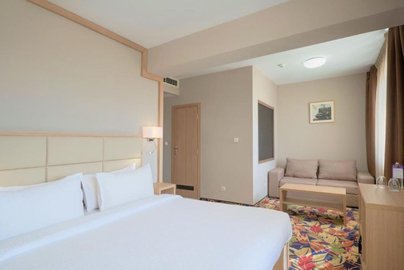 Imperial-Plovdiv-a-member-of-Radisson-Individuals-Room-41