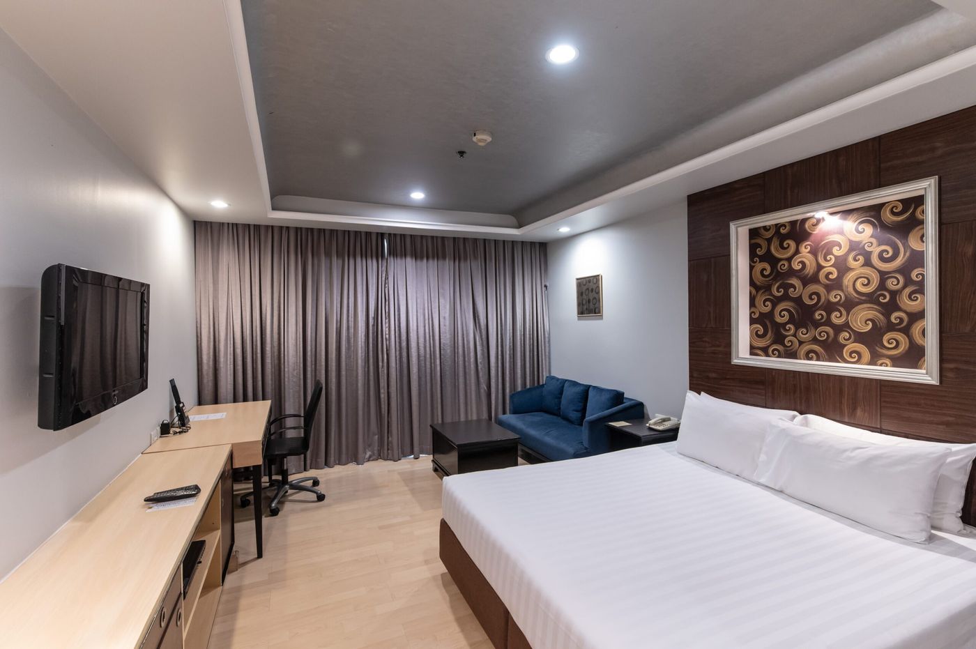 Admiral-Premier-Sukhumvit--SHA-Plus----Room-8