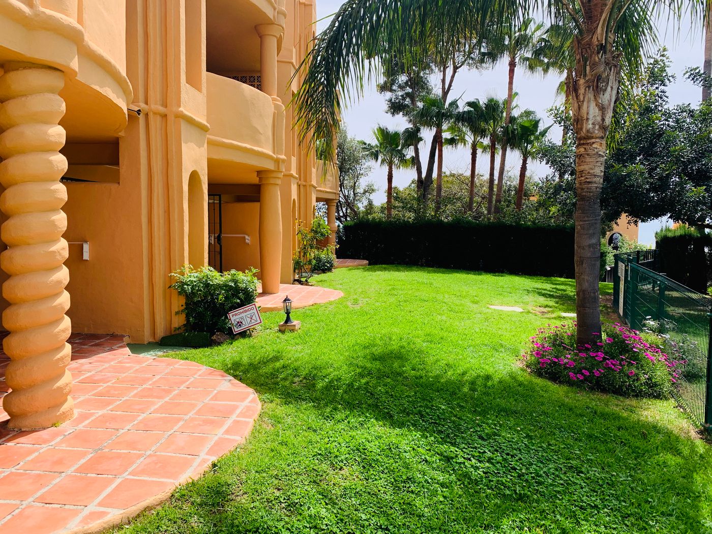 Apartamentos-El-Porton-Room-18