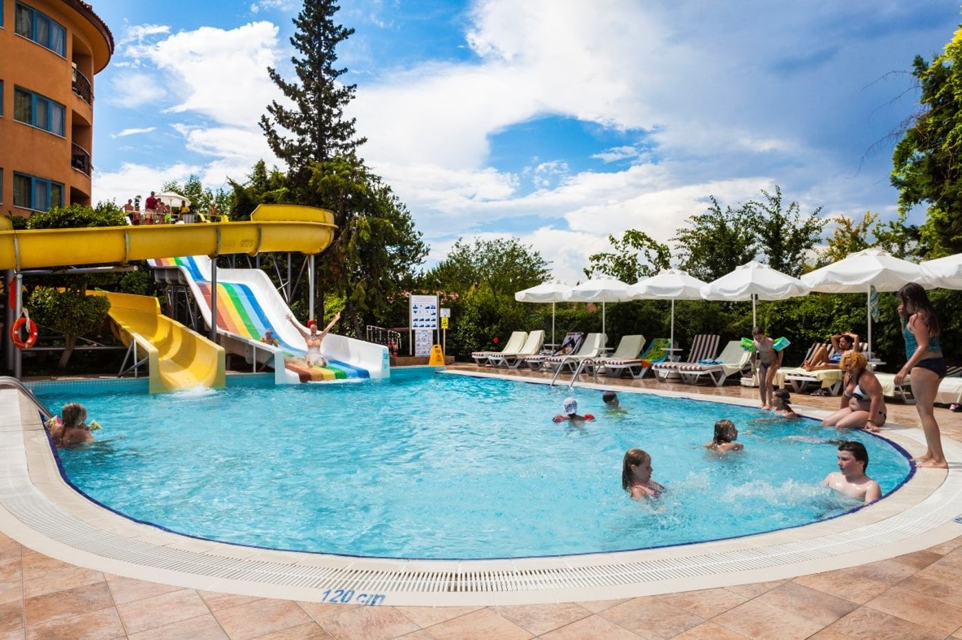 MHoliday Hotels Stone Palace