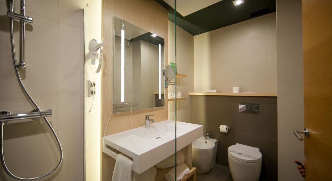 Silken Siete Coronas