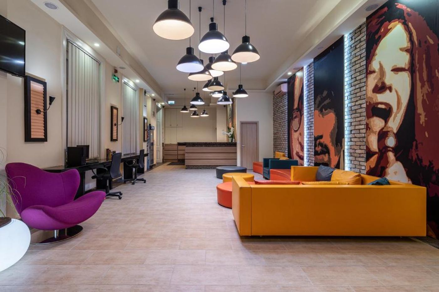 Full Moon Budapest - Hungary - BUDAPEST - Lobby - 0