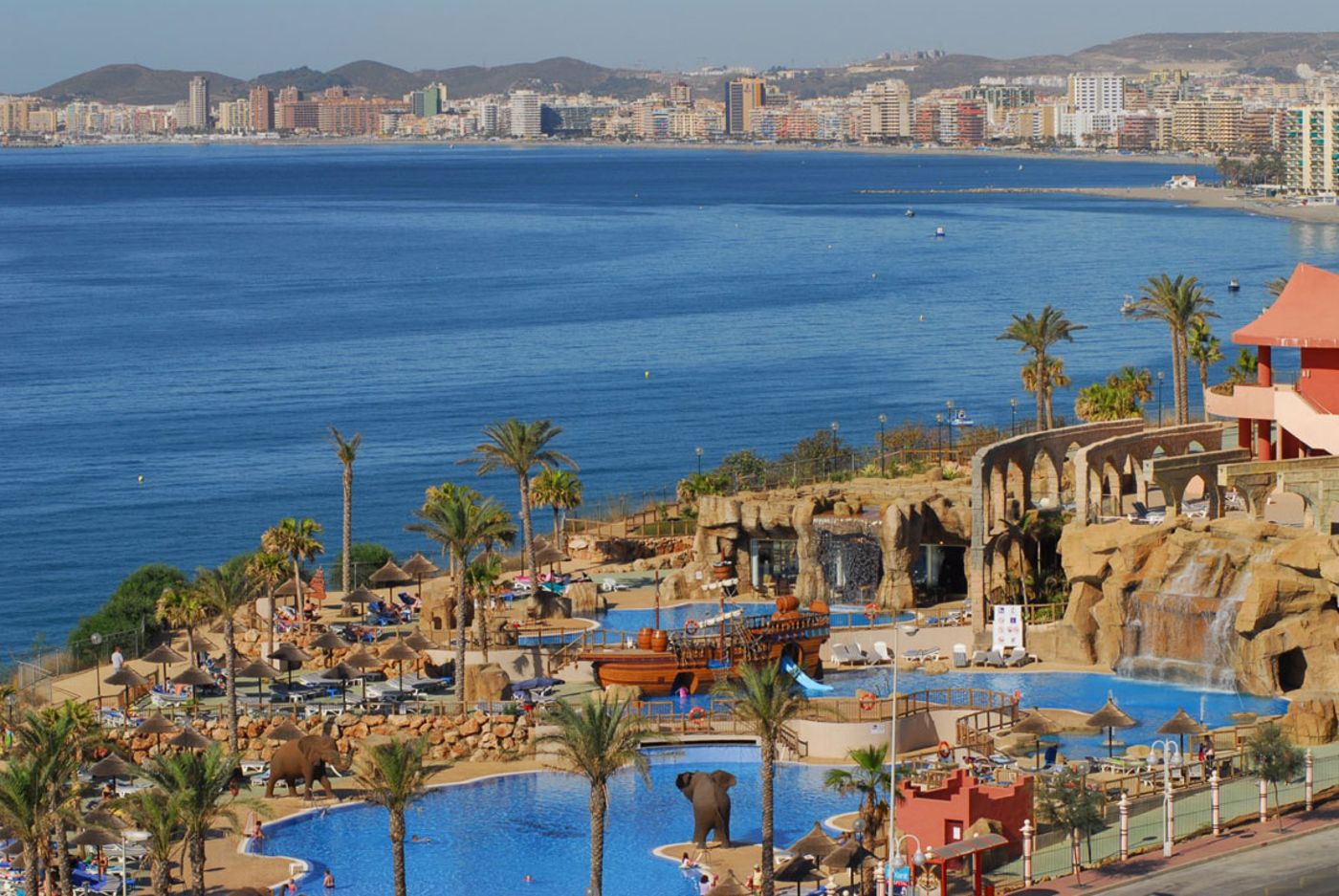 Holiday World Polynesia