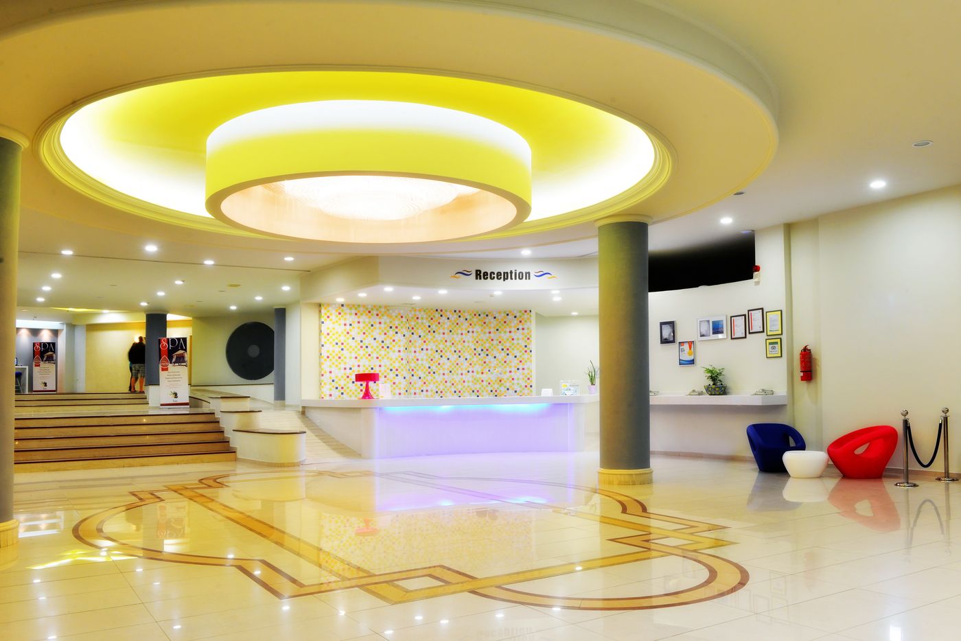 Sol-Cosmopolitan-Rhodes-Lobby-60