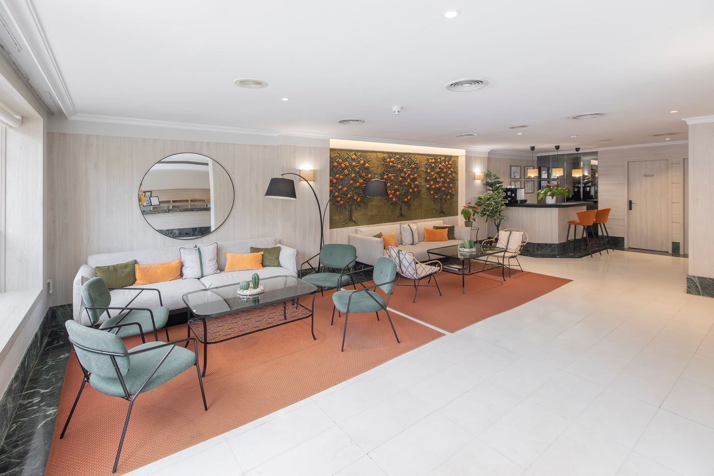 Soho-Los-Naranjos-Lobby-58