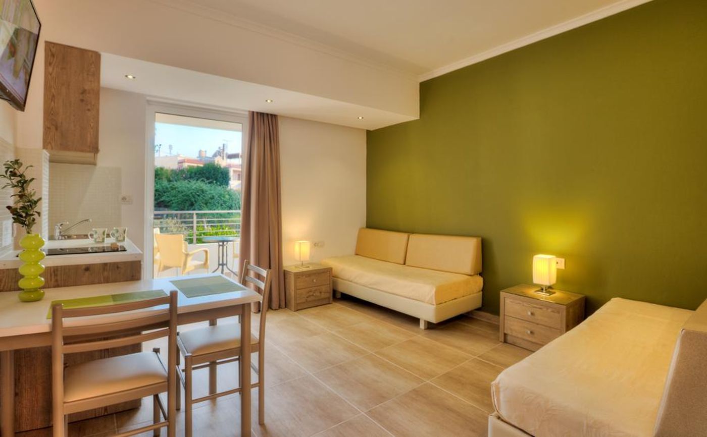 Alexandra Beach Hotel