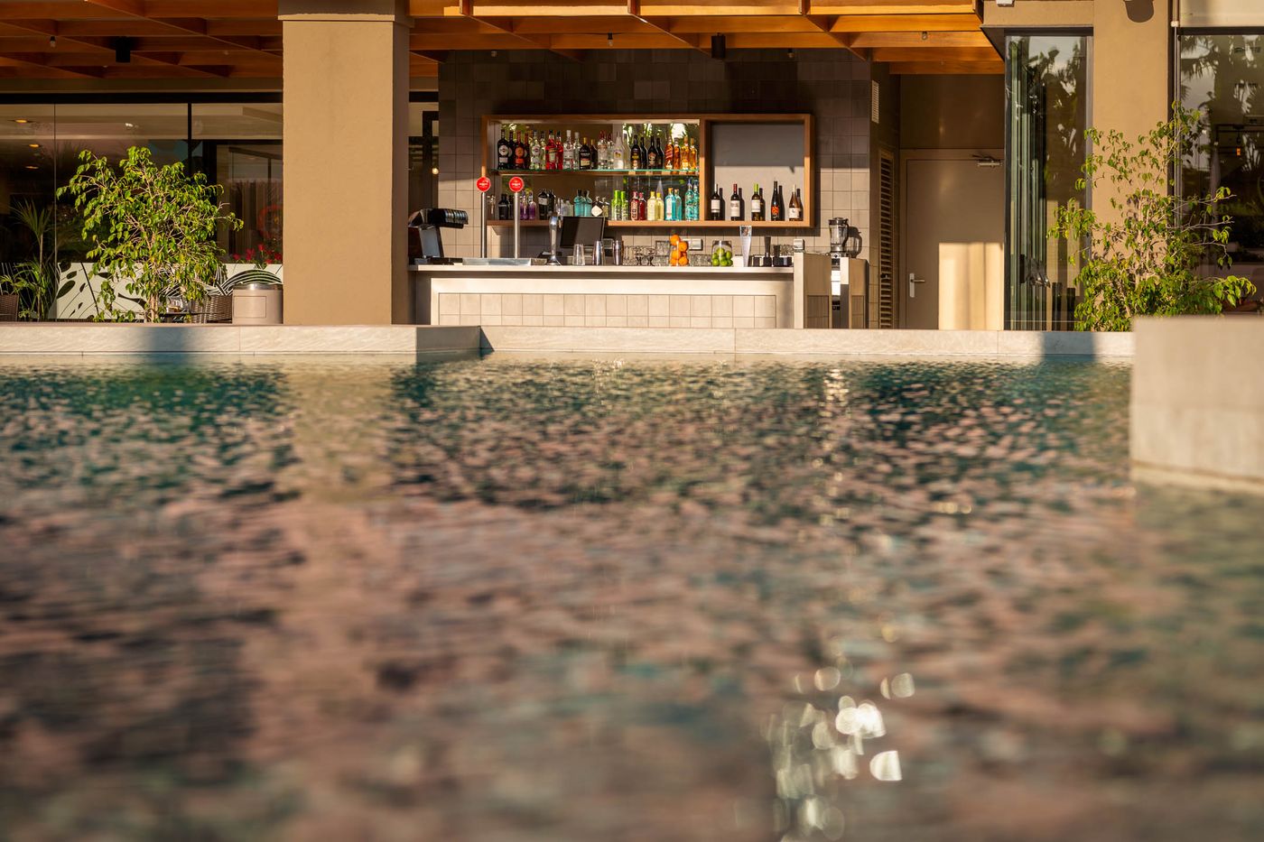 Aqua-Hotel-Montagut-Suites-Pool-17