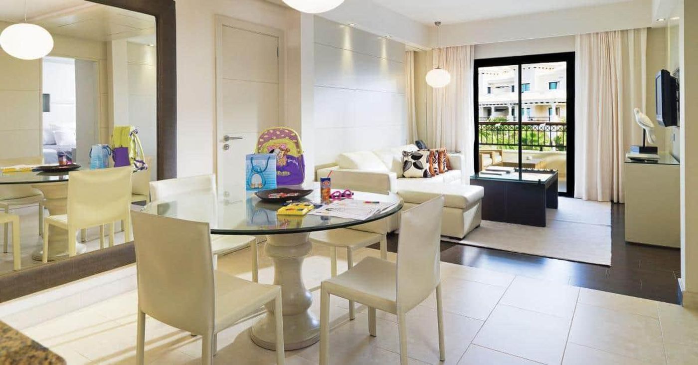 Gran-Melia-Palacio-de-Isora-Room-50