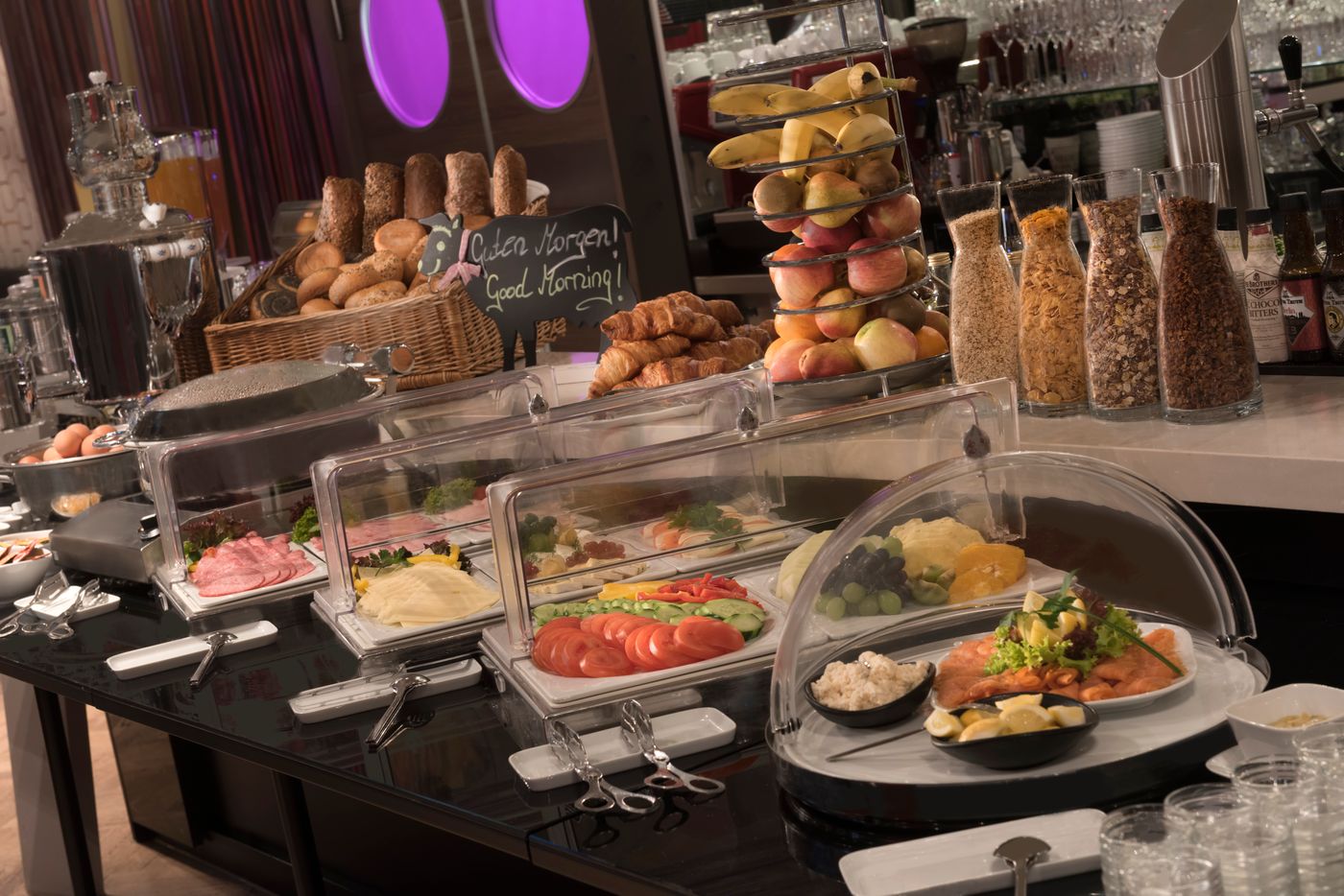 Adina-Apartment-Hackescher-Markt-Restaurant-52