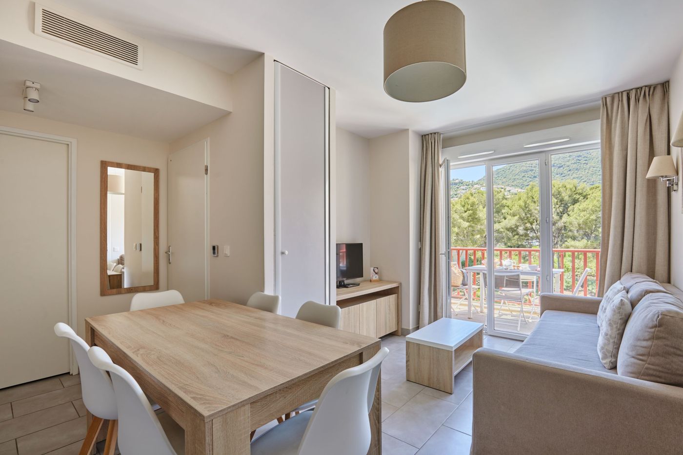 Residence-Prestige-Odalys-Les-Canissons-Room-24