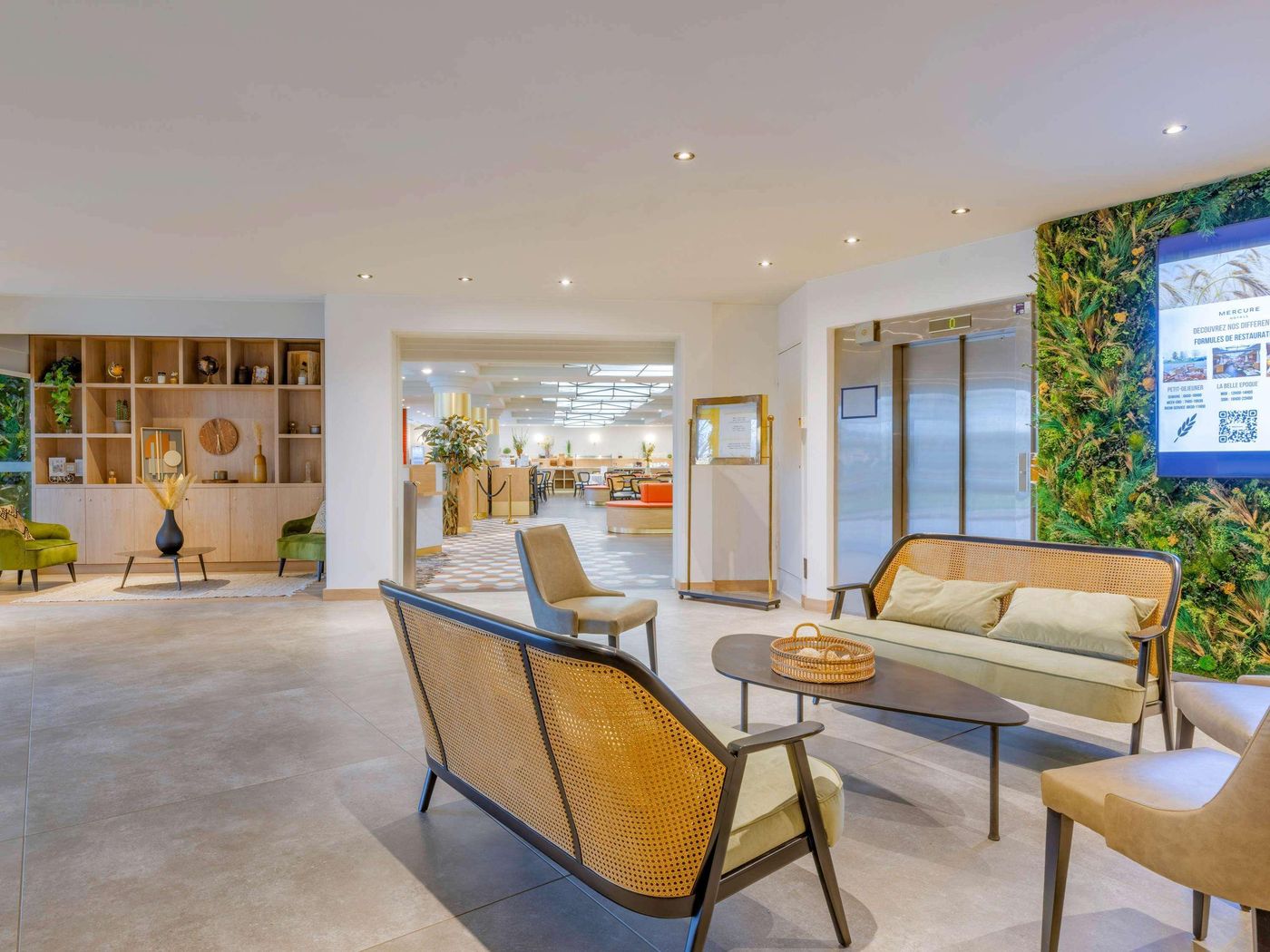 Hôtel Mercure Lyon L'Isle-d'Abeau - France - VILLEFONTAINE - General view - 4