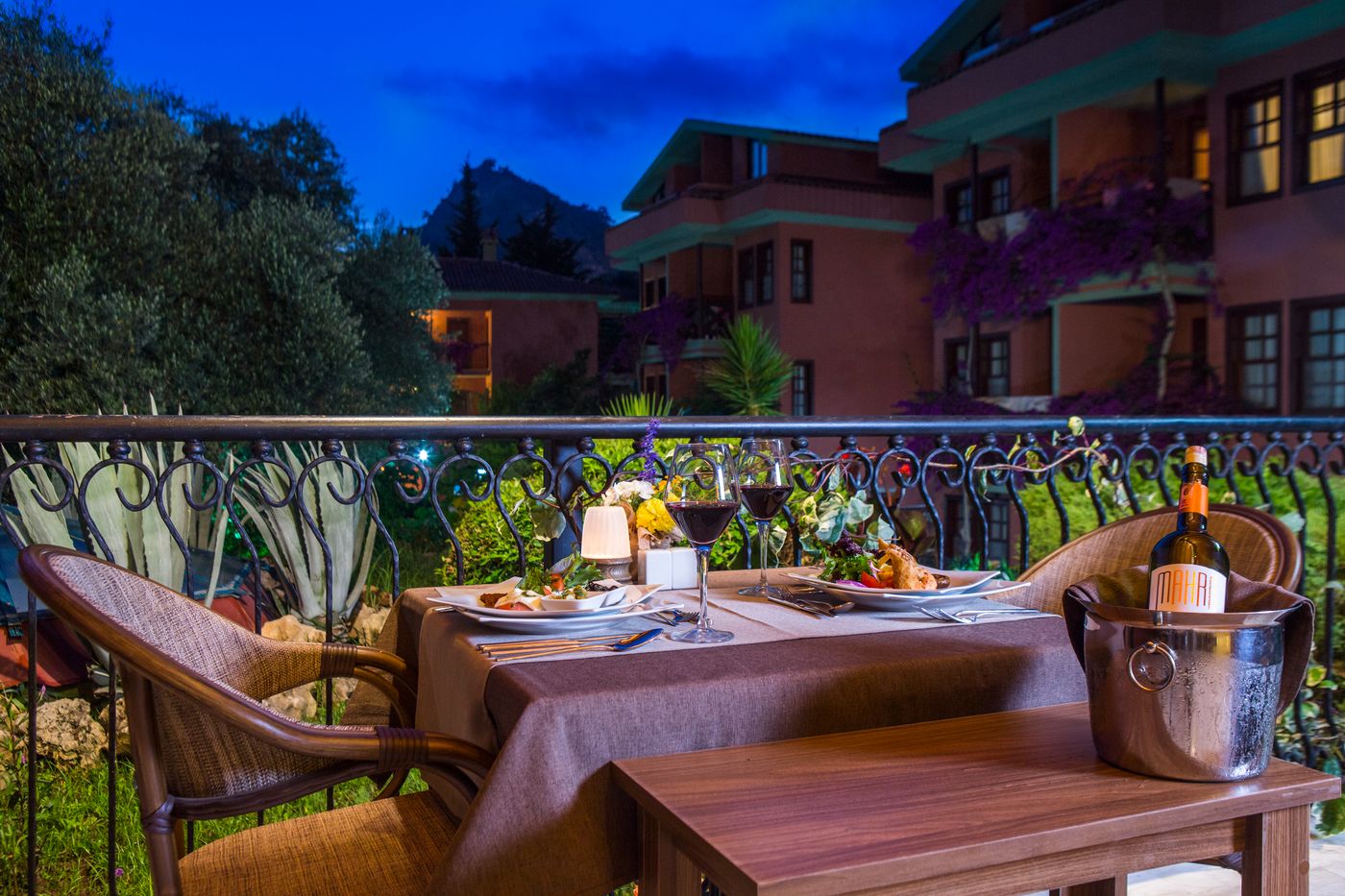 Sun City Hotel & Beach Club