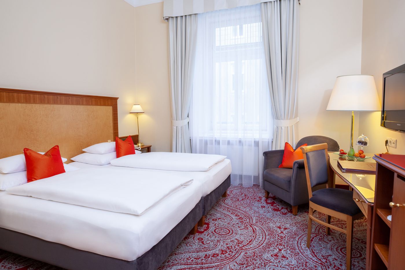 Hotel Kaiserhof Wien - Austria - Vienna - Room - 11