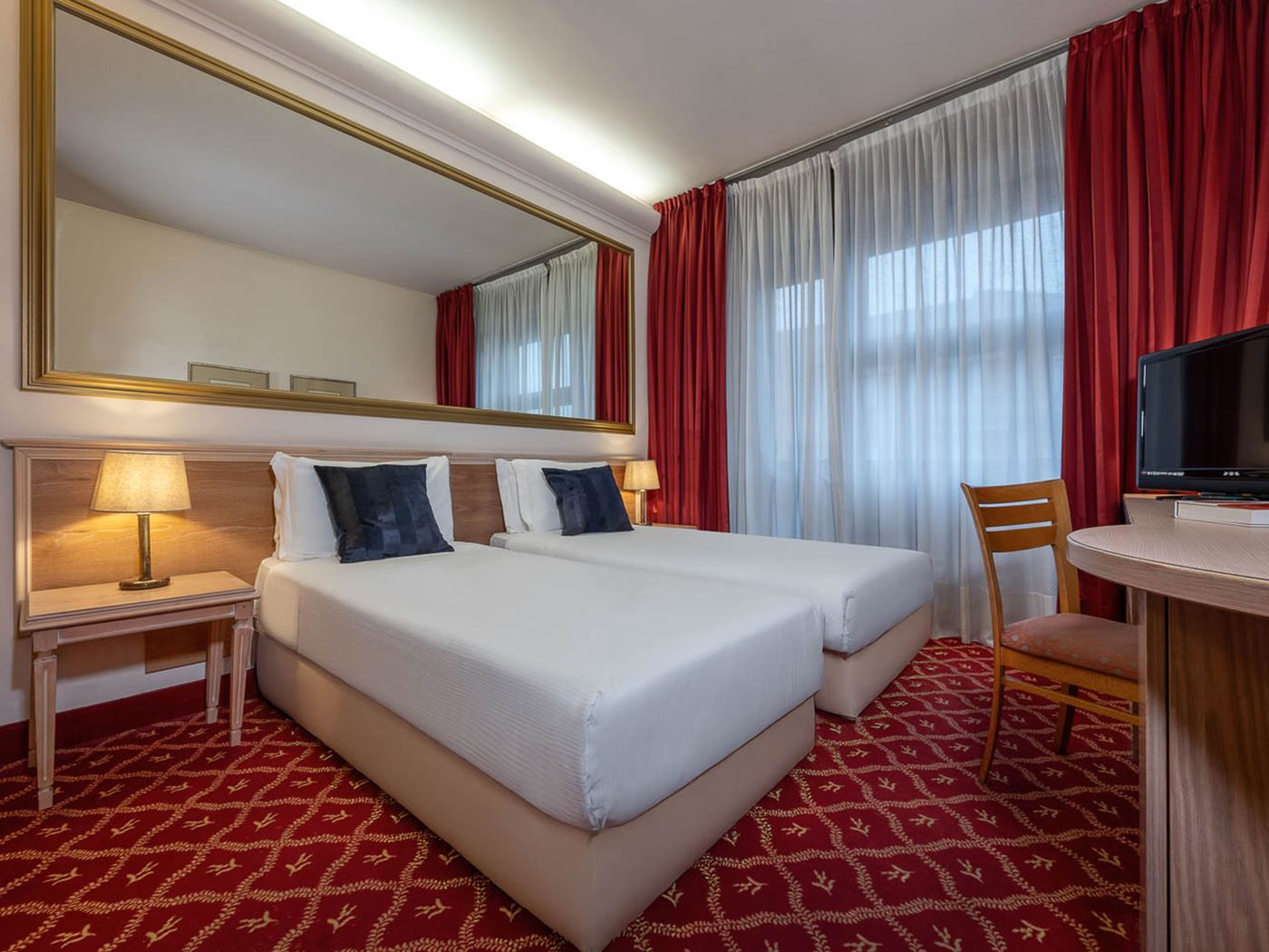 iH-Hotels-Milano-St--John-Room-18