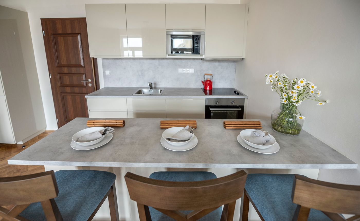 Letna-Garden-Suites-Room-8