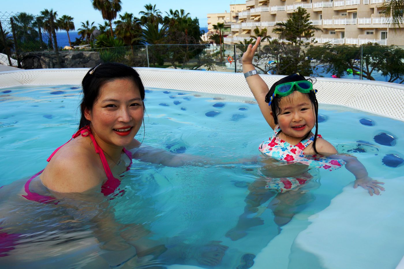 Tropical-Park-Hotel-Pool-17