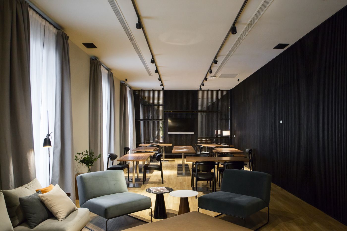 ICON Embassy - Spain - MADRID - Conferences - 3