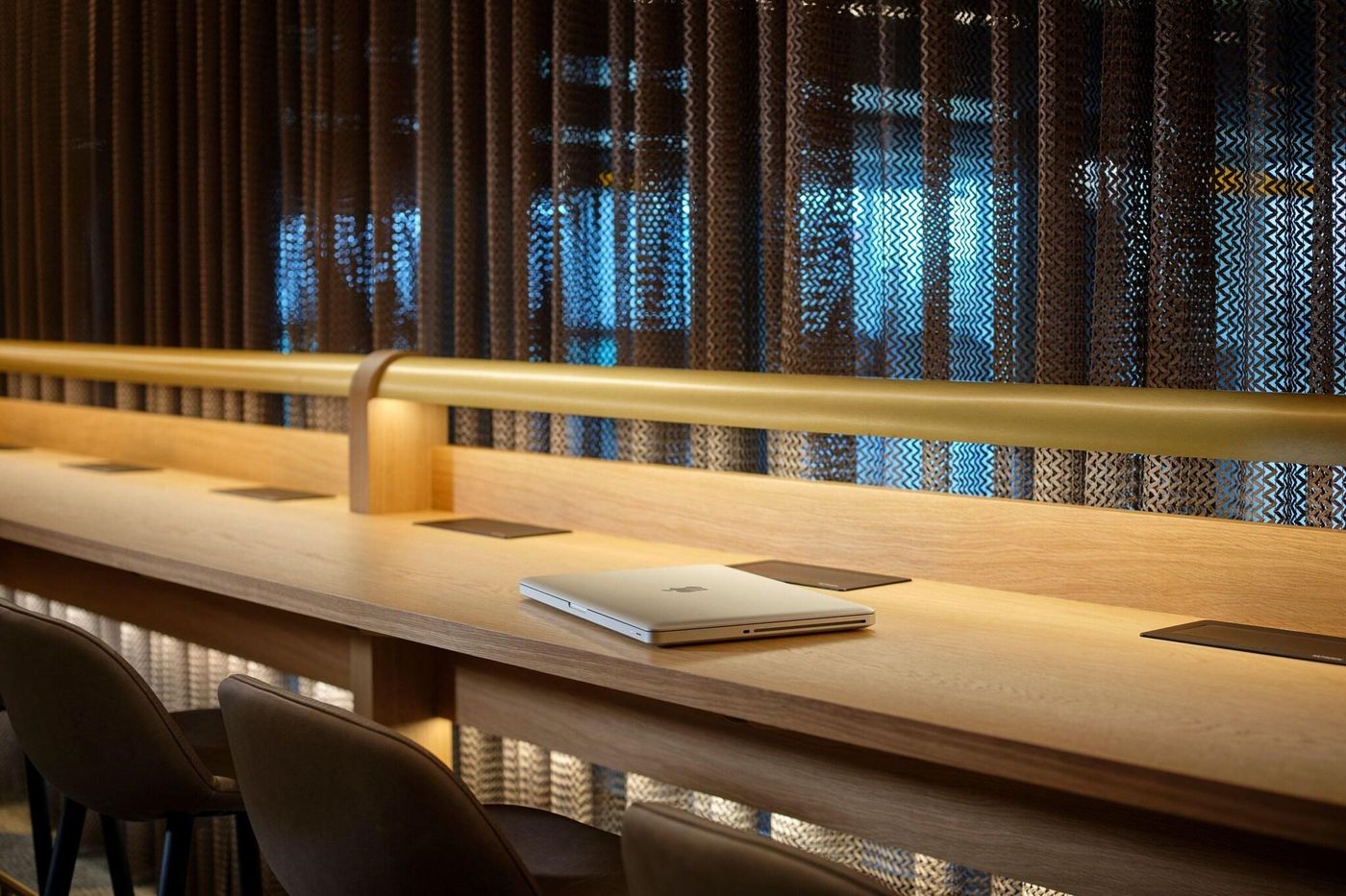 Sheraton-Amsterdam-Airport-Hotel-And-Conference-Center-Room-30