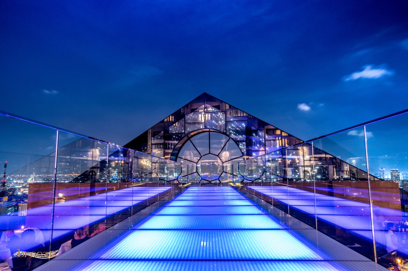 Tower-Club-at-Lebua-Restaurant-89