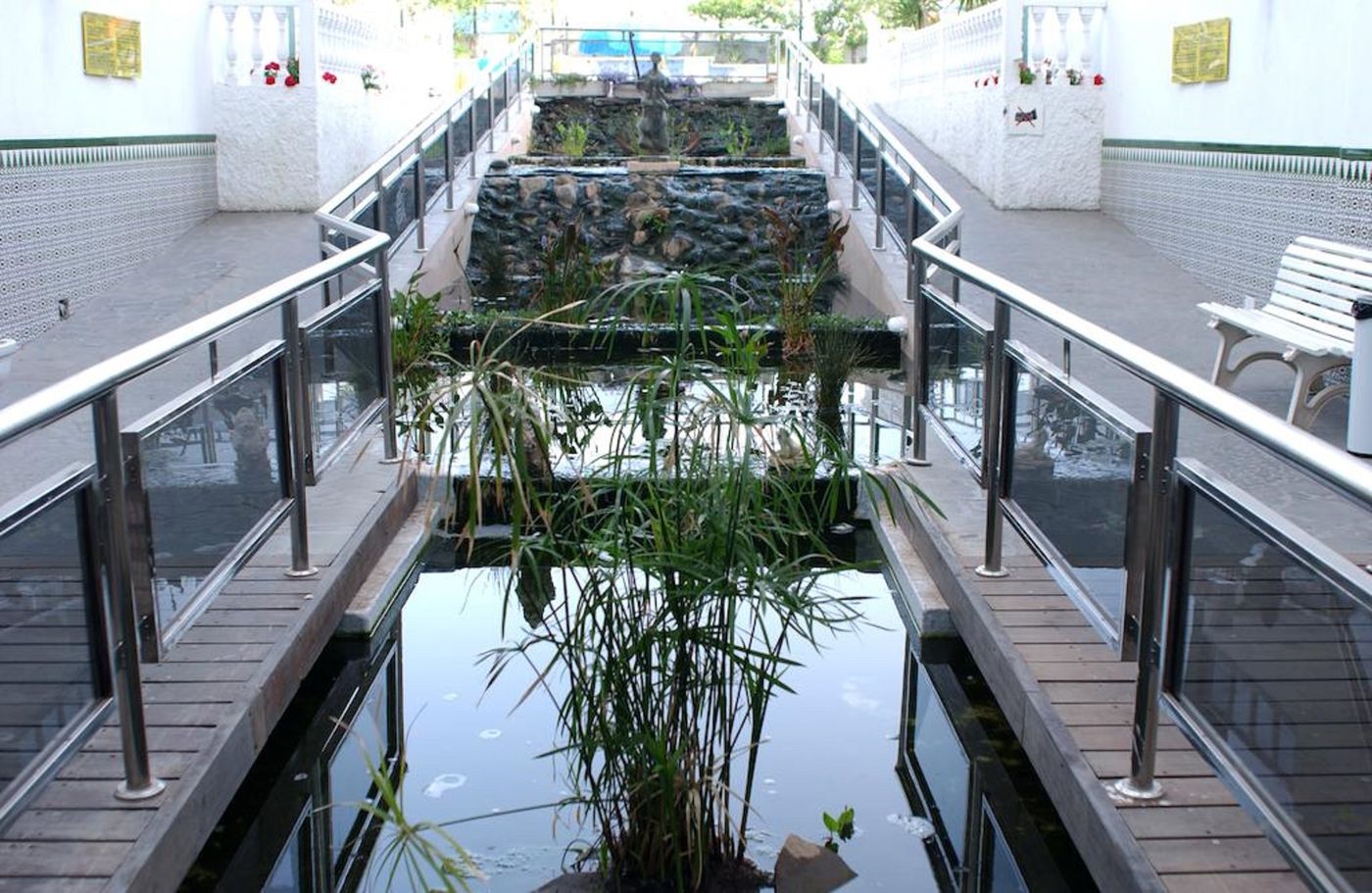 Green-Field-Lobby-43