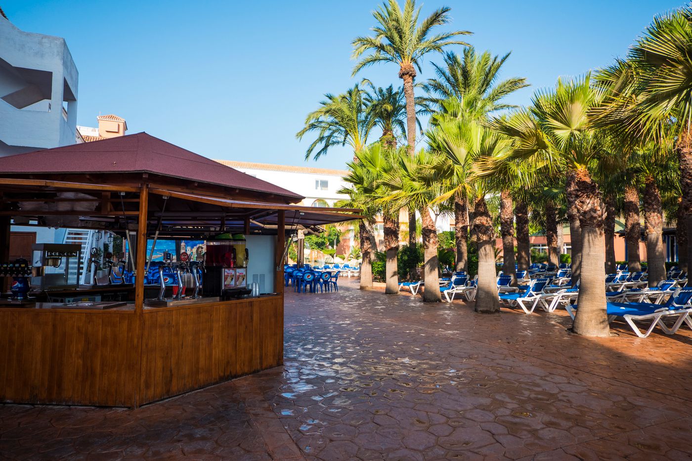 Diverhotel-Roquetas-Bar-17