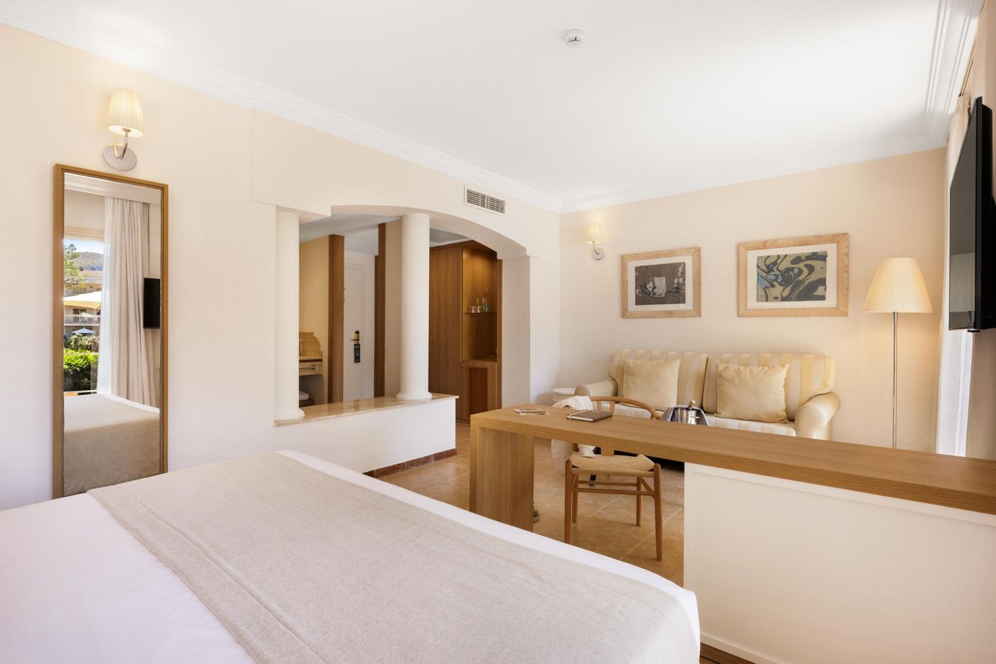 18.02.26 Viva Cala Mesquida