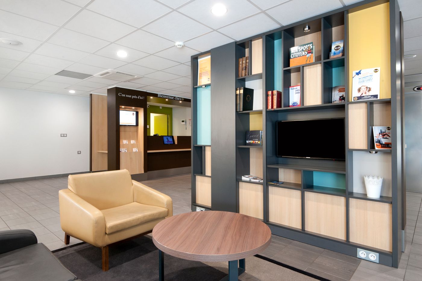B&B Hôtel LYON Sud Etats-Unis - France - VENISSIEUX		 - Lobby - 1