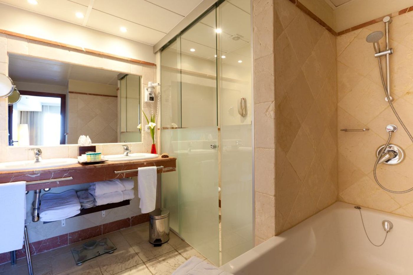 29.05.25 Senator Banus