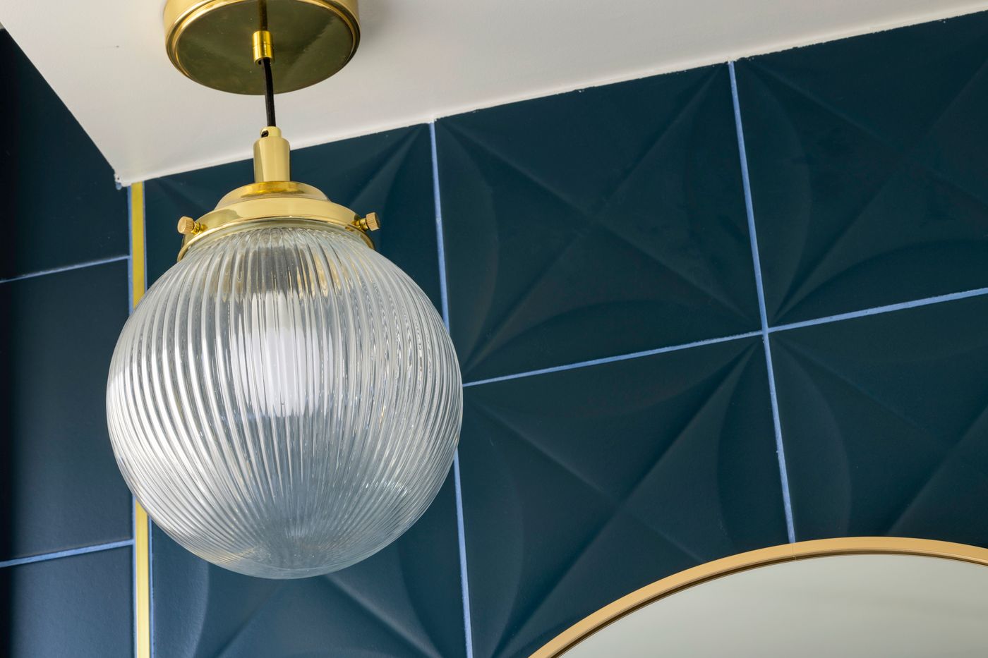 Hotel-Elysees-Bassano-Room-61