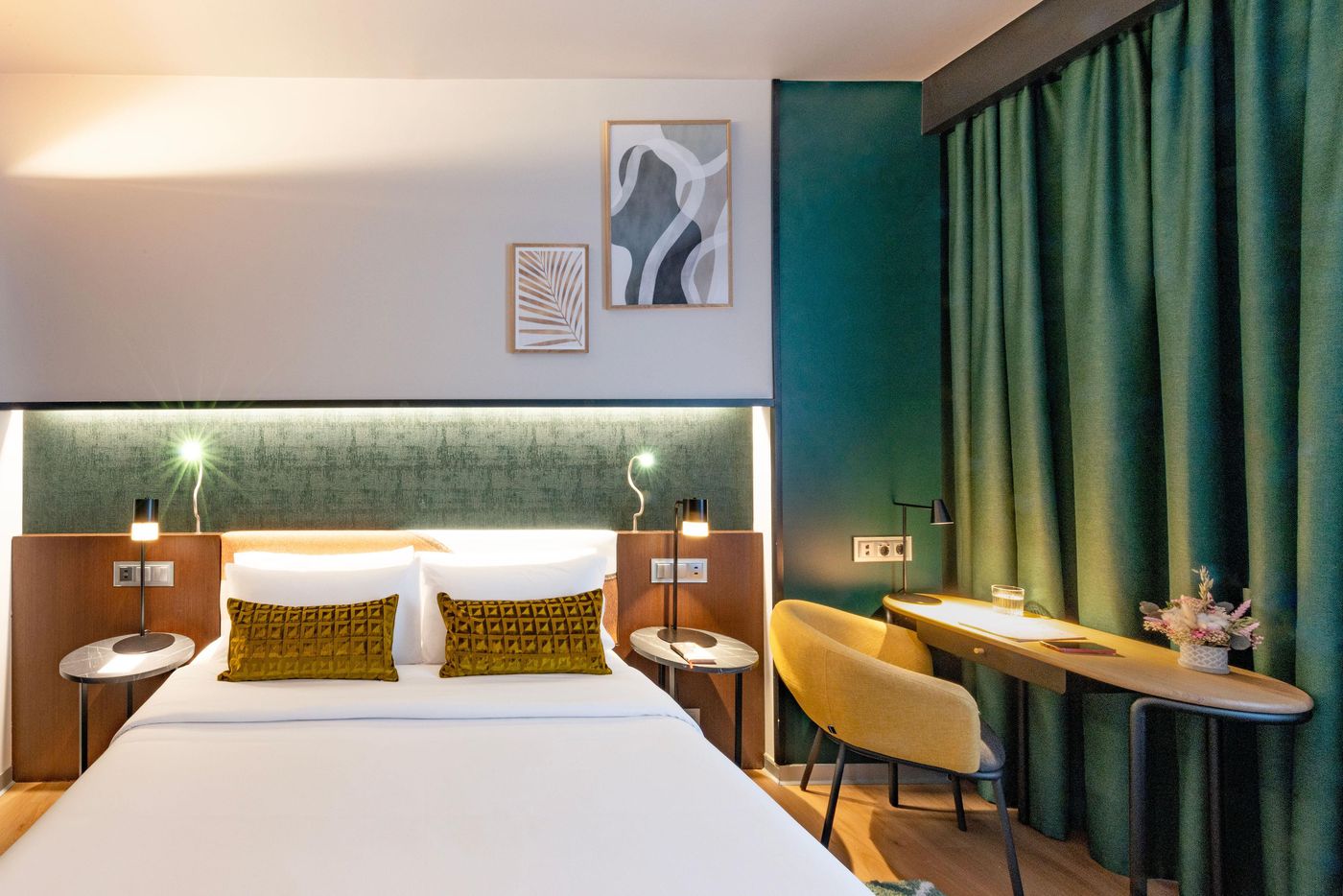 Madrid---Centre-Retiro-Room-24