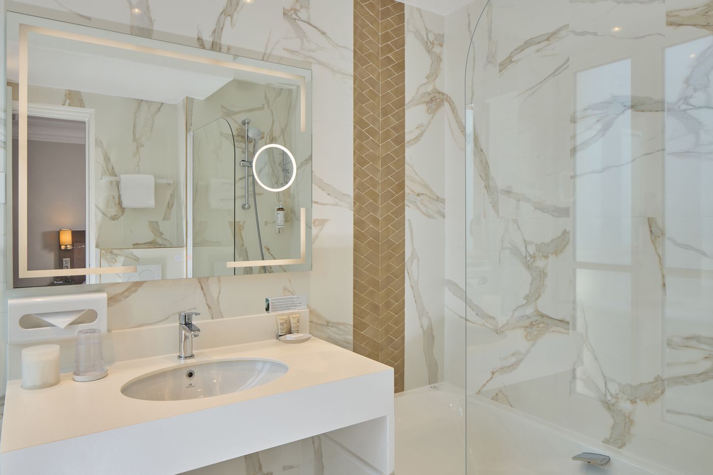 Regence-Etoile-Room-46