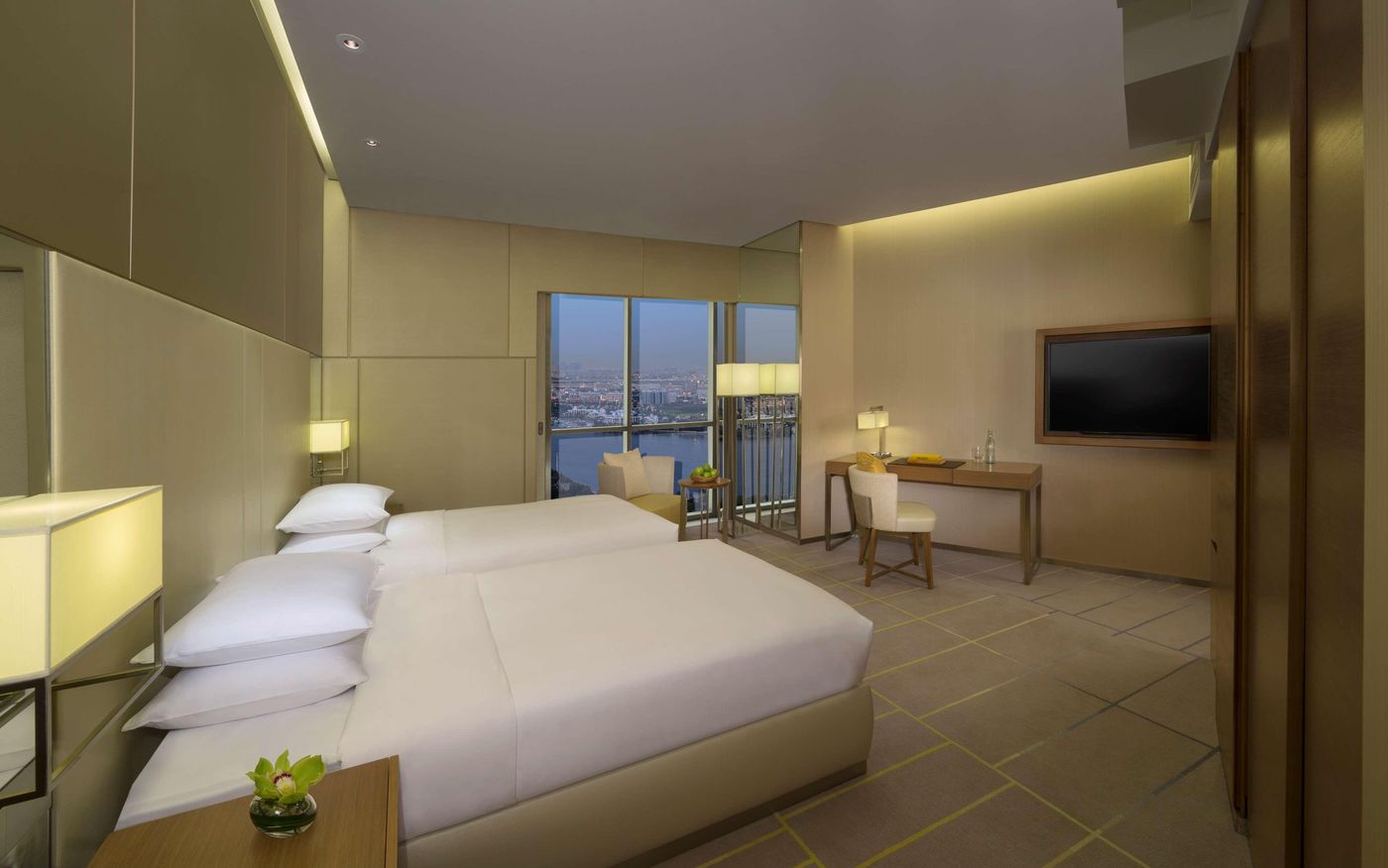 Hyatt-Regency-Dubai-Creek-Heights-Room-16